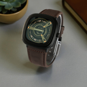 seven friday dark brown.png
